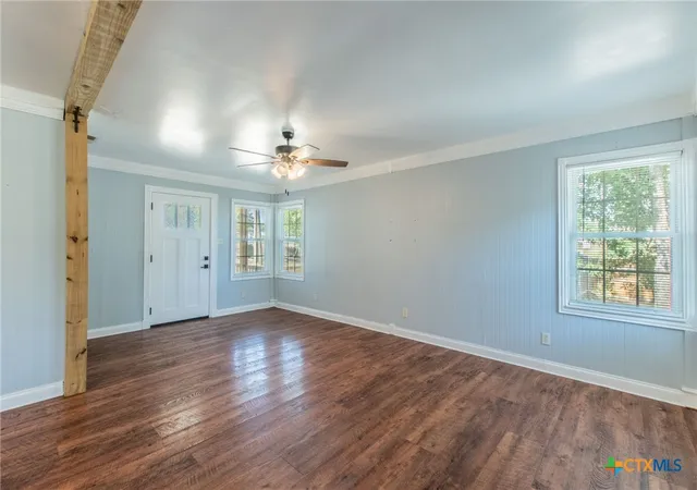Photo 3 of Single family home for sale at 814 E Young Ave, Temple, TX 76501 | MLS# 624876 | Listing updated on 2026-09-10