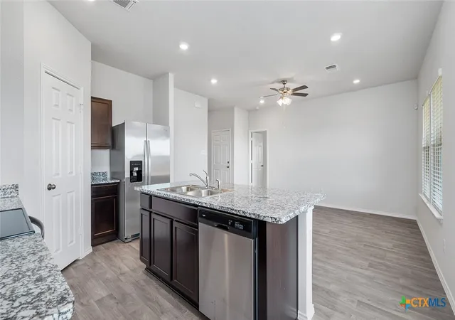 Photo 2 of Single family home for sale at 1305 Cordus Jackson Jr Ln, Killeen, TX 76549 | MLS# 624903 | Listing updated on 2026-09-10