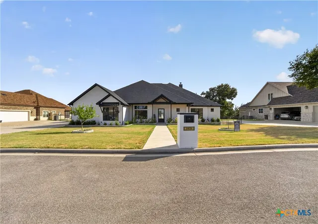 Photo 3 of Single family home for sale at 1079 Mescalero Trl, Belton, TX 76513 | MLS# 624447 | Listing updated on 2026-09-15