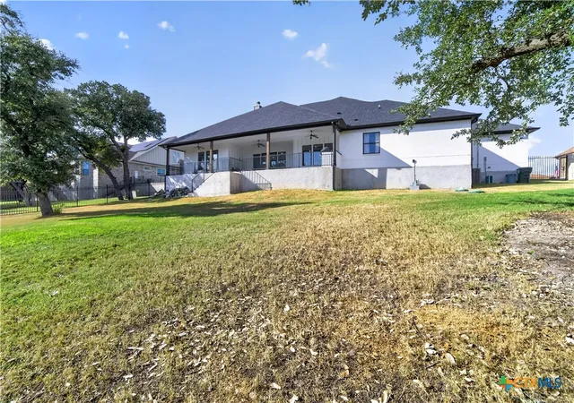 Photo 3 of Single family home for sale at 1079 Mescalero Trl, Belton, TX 76513 | MLS# 624447 | Listing updated on 2026-09-15