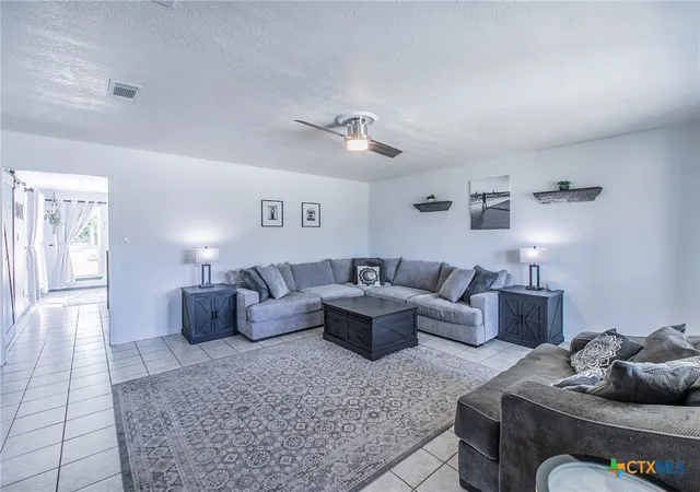 Photo 3 of Single family home for sale at 1872 Fm 1670, Belton, TX 76513 | MLS# 624910 | Listing updated on 2026-09-15
