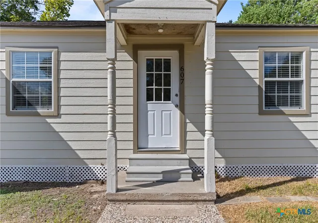Photo 3 of Single family home for sale at 607 Hanover St, Edna, TX 77957 | MLS# 624666 | Listing updated on 2026-09-10