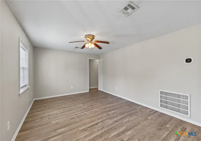 Photo 4 of Single family home for sale at 607 Hanover St, Edna, TX 77957 | MLS# 624666 | Listing updated on 2026-09-10