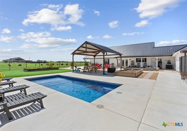 Photo 3 of Single family home for sale at 12290 State Hwy 53, Temple, TX 76501 | MLS# 624850 | Listing updated on 2026-09-15