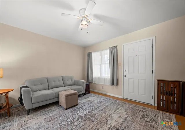 Photo 4 of Single family home for sale at 1009 Cedar Dr, Killeen, TX 76543 | MLS# 624957 | Listing updated on 2026-09-11