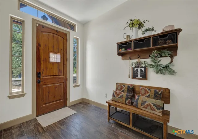 Photo 3 of Single family home for sale at 1184 Summit Blf, Canyon Lake, TX 78133 | MLS# 624963 | Listing updated on 2026-09-10