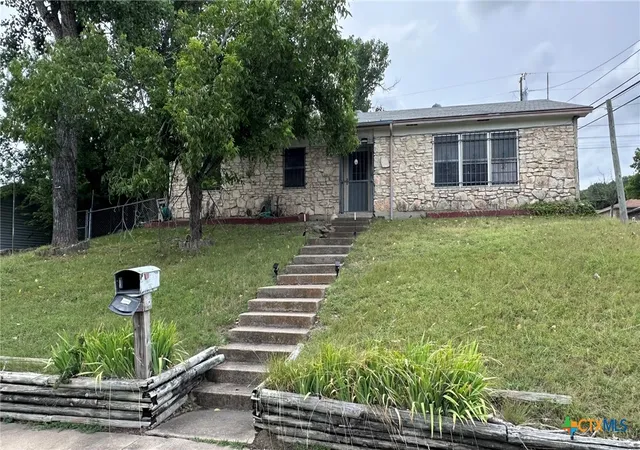 Photo 2 of Single family home for sale at 1002 S 27th Street, Copperas Cove, TX 76522 | MLS# 624998 | Listing updated on 2026-09-15