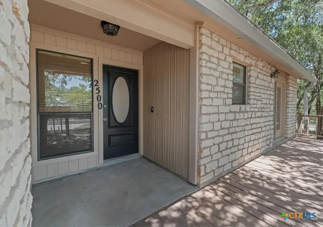 Photo 4 of Single family home for sale at 2500 Rolling Oaks, San Marcos, TX 78666 | MLS# 623025 | Listing updated on 2026-09-11