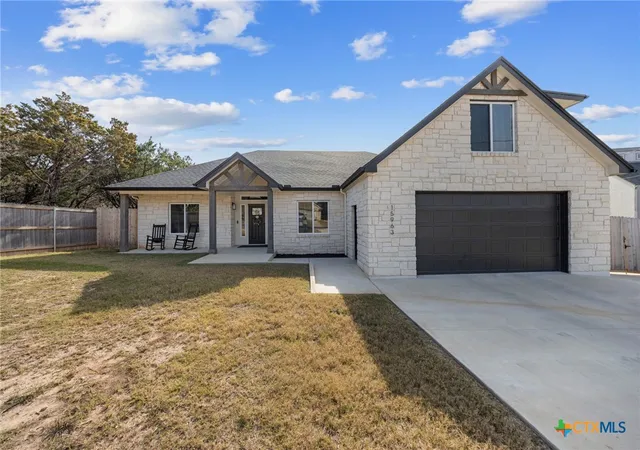 Photo 3 of Single family home for sale at 15963 Charlya Dr, Temple, TX 76502 | MLS# 625003 | Listing updated on 2026-09-25