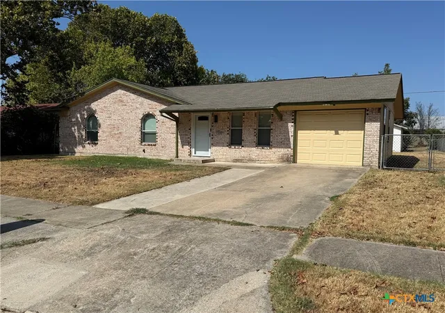 Photo 2 of Single family home for sale at 1409 Flynn St, Killeen, TX 76543 | MLS# 624788 | Listing updated on 2026-09-14