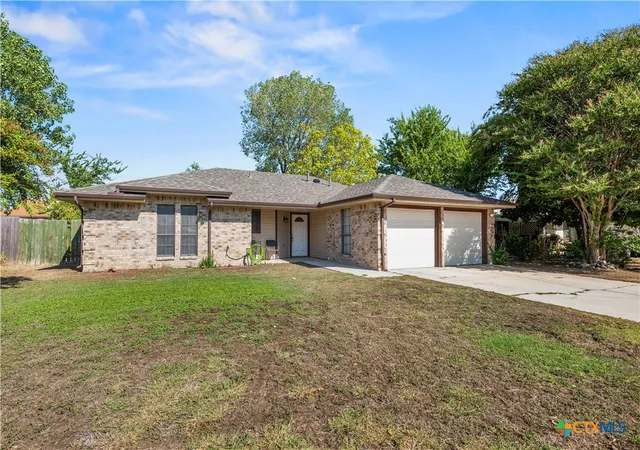 Photo 2 of Single family home for sale at 3213 Forest Hl Dr, Killeen, TX 76542 | MLS# 625009 | Listing updated on 2026-09-10
