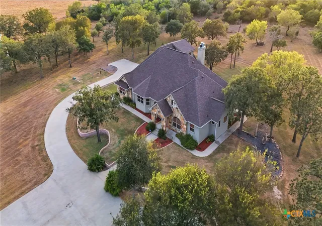 Photo 3 of Single family home for sale at 432 Creekwood Dr, Gonzales, TX 78629 | MLS# 624942 | Listing updated on 2026-09-16