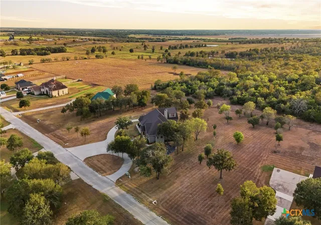 Photo 4 of Single family home for sale at 432 Creekwood Dr, Gonzales, TX 78629 | MLS# 624942 | Listing updated on 2026-09-16