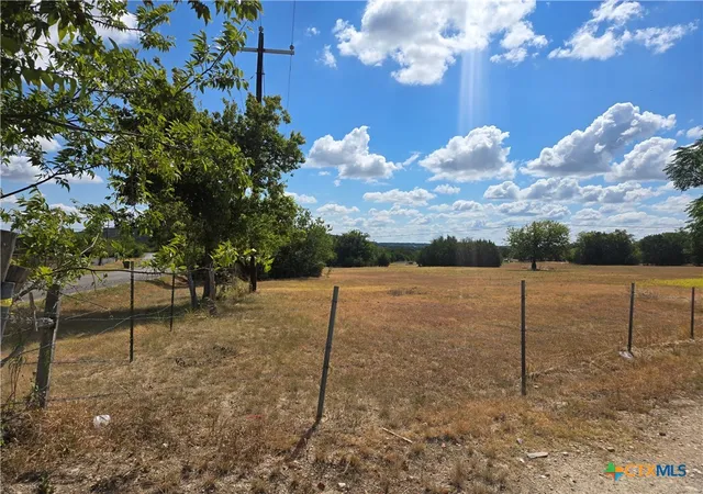 Photo 4 of Manufactured home for sale at 4592 County Rd 3220, Kempner, TX 76539 | MLS# 624799 | Listing updated on 2026-09-11
