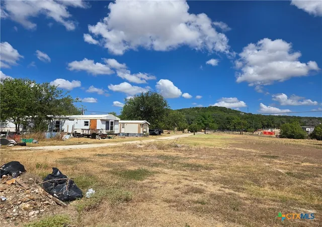 Photo 6 of Manufactured home for sale at 4592 County Rd 3220, Kempner, TX 76539 | MLS# 624799 | Listing updated on 2026-09-11