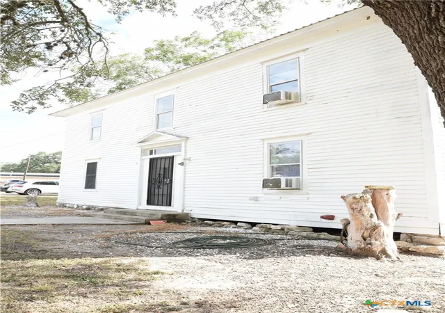 Photo 2 of Single family home for sale at 149 N Commercial St, Goliad, TX 77963 | MLS# 624949 | Listing updated on 2026-10-01