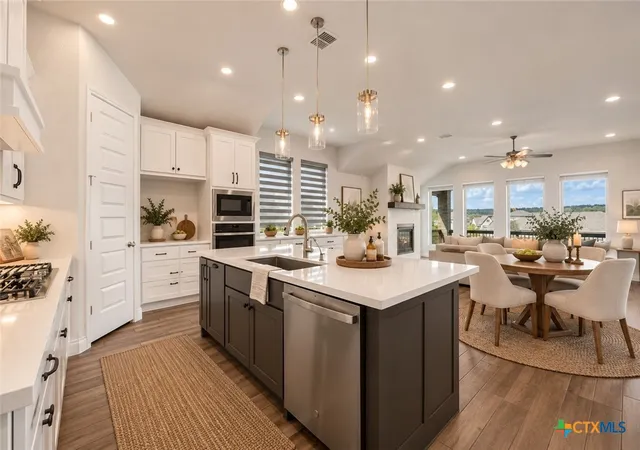 Photo 4 of Single family home for sale at 1872 Weinnacht, New Braunfels, TX 78132 | MLS# 624592 | Listing updated on 2026-09-12