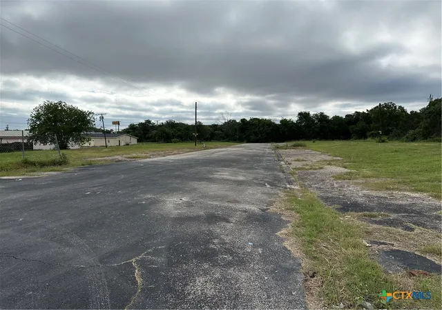 Photo 4 of Land for sale at 708 Florence Rd, Killeen, TX 76541 | MLS# 624981 | Listing updated on 2026-09-14