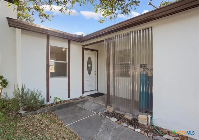 Photo 3 of Single family home for sale at 100 County Rd 229, Florence, TX 76527 | MLS# 624815 | Listing updated on 2026-09-11