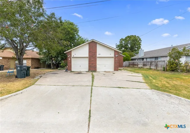 Photo 2 of House for sale at 625 Luther Dr, Georgetown, TX 78628 | MLS# 623691 | Listing updated on 2026-09-11