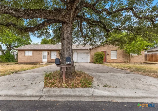 Photo 1 of Multi family home for sale at 803 Judy Dr, Georgetown, TX 78628 | MLS# 623686 | Listing updated on 2026-09-11