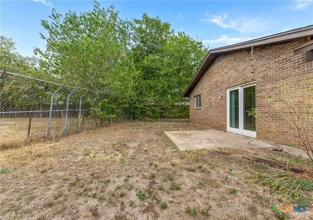 Listing Photo 2 - Condo for sale in building located at 803 Judy Dr, Georgetown, TX 78628 - Unit #