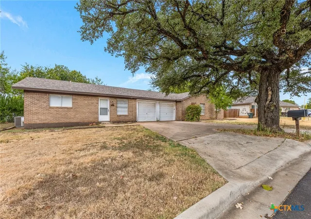 Photo 2 of Multi family home for sale at 803 Judy Dr, Georgetown, TX 78628 | MLS# 623686 | Listing updated on 2026-09-15