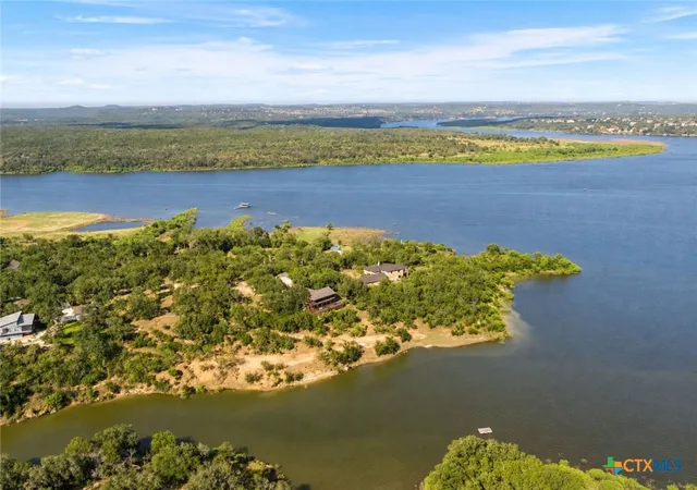 Photo 2 of Single family home for sale at 129 Jewel Ln, Spicewood, TX 78669 | MLS# 625068 | Listing updated on 2026-09-11
