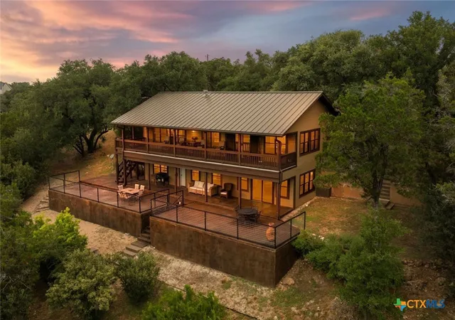 Photo 3 of Single family home for sale at 129 Jewel Ln, Spicewood, TX 78669 | MLS# 625068 | Listing updated on 2026-09-11