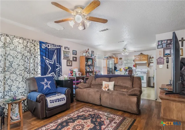 Photo 4 of Single family home for sale at 2717 Theresa Ln, Moody, TX 76557 | MLS# 625059 | Listing updated on 2026-09-11