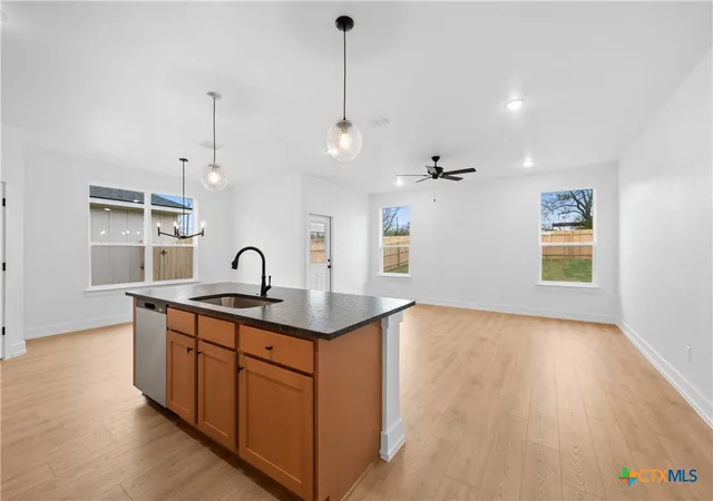 Photo 4 of Single family home for sale at 1224 Peppermint Rd, Temple, TX 76501 | MLS# 624836 | Listing updated on 2026-09-11