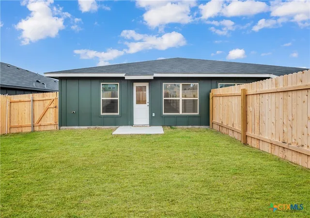 Photo 14 of Multi family home for sale at 627 Pacific Crst Trl, Copperas Cove, TX 76522 | MLS# 624878 | Listing updated on 2026-09-11
