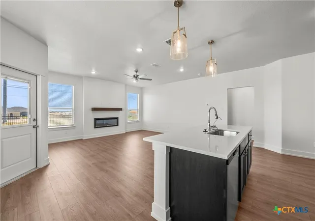 Photo 3 of Single family home for sale at 9104 Chalk Maple Dr, Killeen, TX 76542 | MLS# 624938 | Listing updated on 2026-09-11