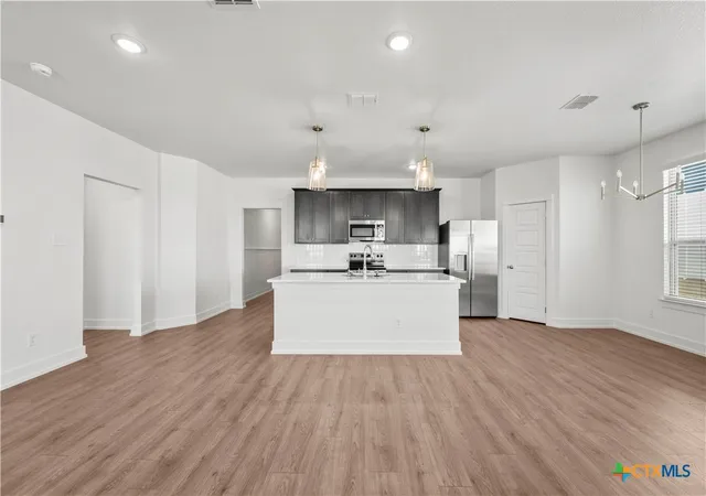 Photo 4 of Single family home for sale at 9104 Chalk Maple Dr, Killeen, TX 76542 | MLS# 624938 | Listing updated on 2026-09-11