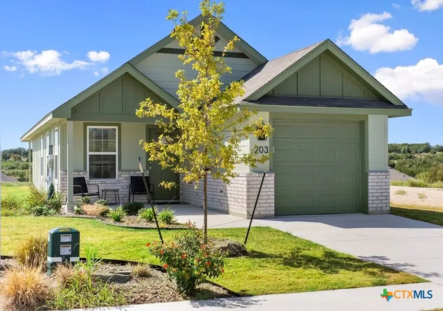 Photo 1 of Single family home for sale at 203 Monty Ave, Copperas Cove, TX 76522 | MLS# 624919 | Listing updated on 2026-09-23