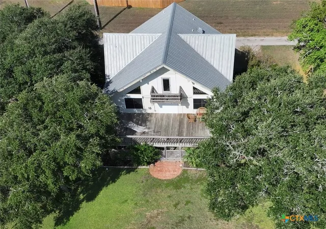 Photo 3 of Single family home for sale at 4 Westmont St, Port Lavaca, TX 77979 | MLS# 624776 | Listing updated on 2026-09-12