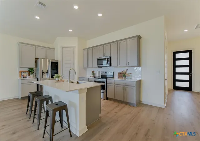 Photo 2 of Single family home for sale at 1013 Bear Trak Loop, Georgetown, TX 78628 | MLS# 624307 | Listing updated on 2026-09-13