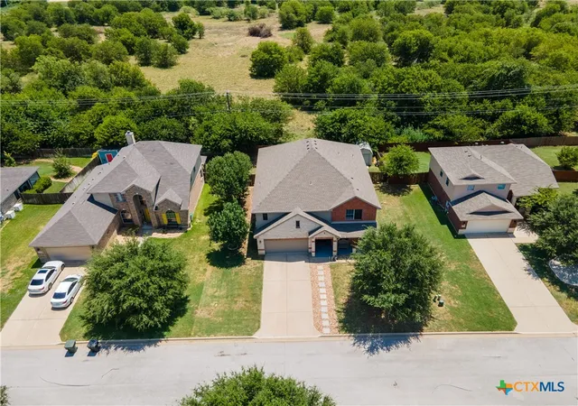 Photo 3 of Single family home for sale at 517 Pumpkin Dr, Temple, TX 76502 | MLS# 625010 | Listing updated on 2026-10-07