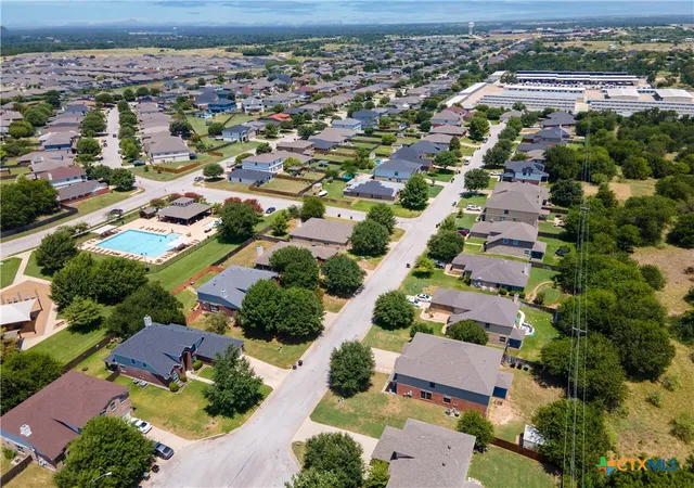 Photo 4 of Single family home for sale at 517 Pumpkin Dr, Temple, TX 76502 | MLS# 625010 | Listing updated on 2026-10-07