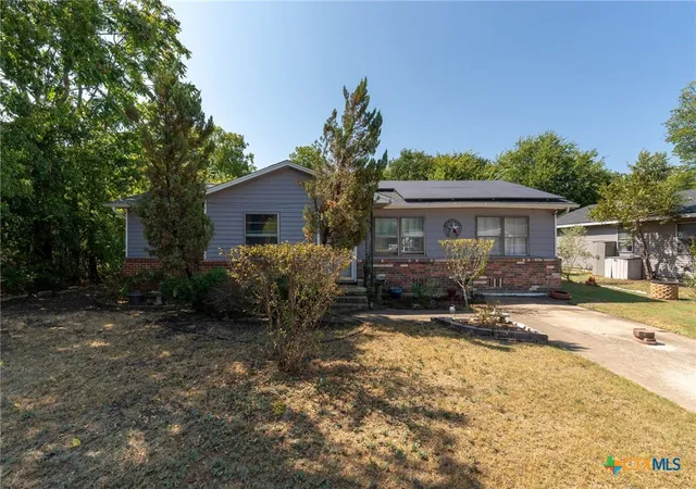 Photo 1 of Single family home for sale at 403 W Ave F, Copperas Cove, TX 76522 | MLS# 624879 | Listing updated on 2026-09-14