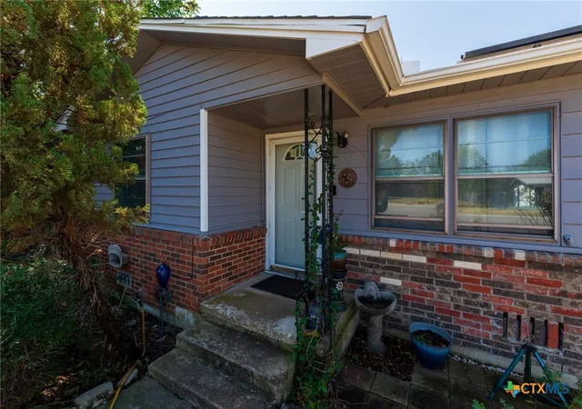 Photo 3 of Single family home for sale at 403 W Ave F, Copperas Cove, TX 76522 | MLS# 624879 | Listing updated on 2026-09-14