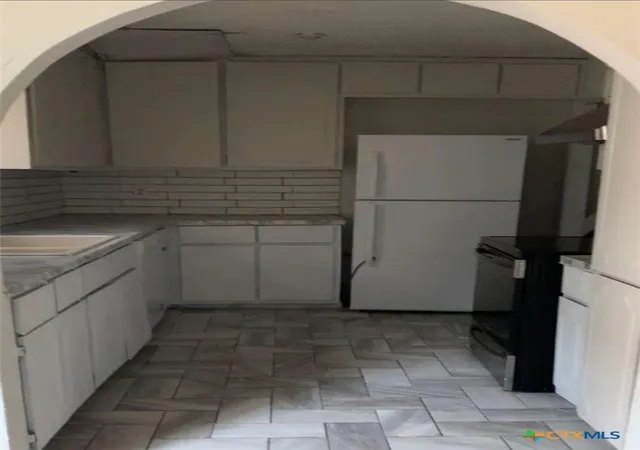 Photo 4 of Townhouse for sale at 1905 N Ben Wilson St #17, Victoria, TX 77901 | MLS# 625013 | Listing updated on 2026-09-12
