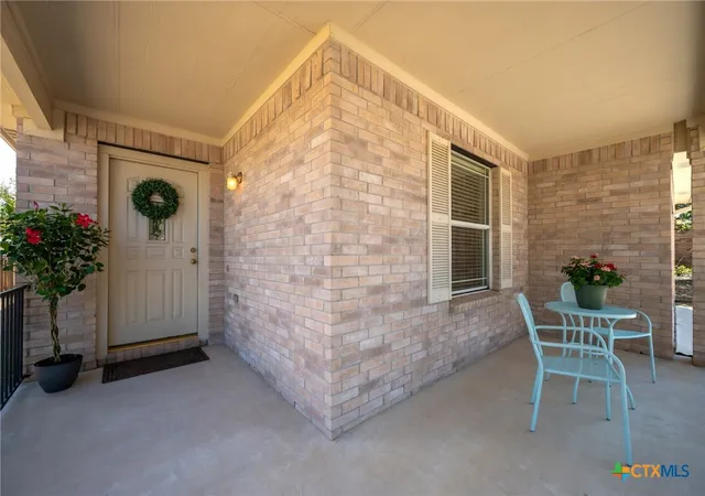 Photo 3 of Single family home for sale at 204 Katherine Way, Leander, TX 78641 | MLS# 625118 | Listing updated on 2026-09-12