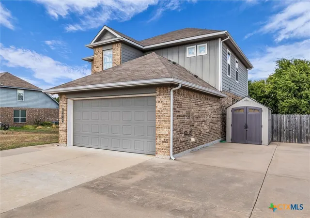 Photo 3 of Single family home for sale at 202 Milky Way, Bruceville, TX 76630 | MLS# 625109 | Listing updated on 2026-09-15