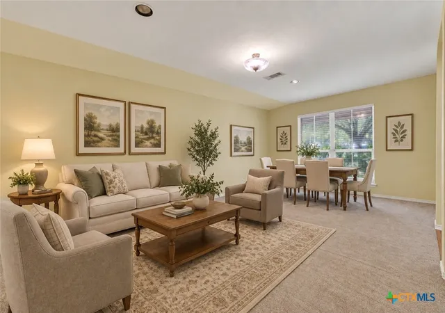 Photo 3 of Single family home for sale at 204 Falcon Ridge Dr, New Braunfels, TX 78130 | MLS# 625063 | Listing updated on 2026-09-12