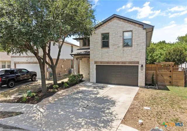 Photo 3 of Single family home for sale at 10936 Short Springs Dr, Austin, TX 78754 | MLS# 625139 | Listing updated on 2026-09-14