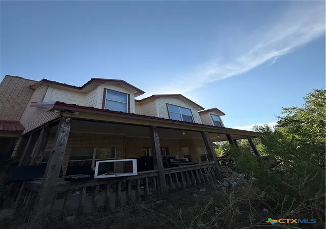 Photo 1 of Sale Pending at 207 Armadillo Ln, Copperas Cove, TX 76522 | MLS# 625011 | Listing updated on 2026-09-13