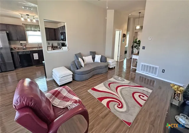 Photo 4 of Single family home for sale at 2214 Petersburg Ln, Temple, TX 76504 | MLS# 624440 | Listing updated on 2026-09-29