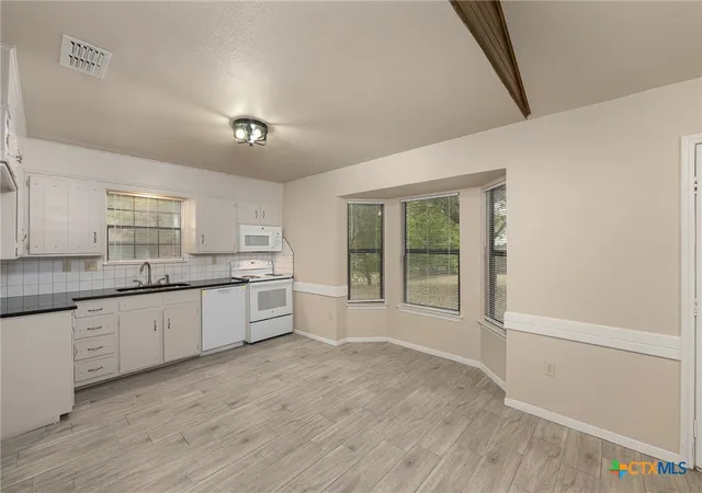 Photo 4 of Single family home for sale at 230 Blanket Dr, Copperas Cove, TX 76522 | MLS# 625117 | Listing updated on 2026-09-13