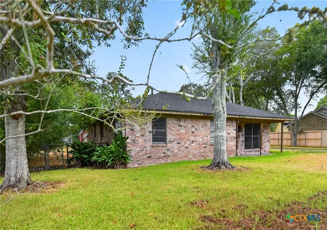 Photo 3 of Single family home for sale at 1006 S 2nd Street, Ganado, TX 77962 | MLS# 624970 | Listing updated on 2026-09-14